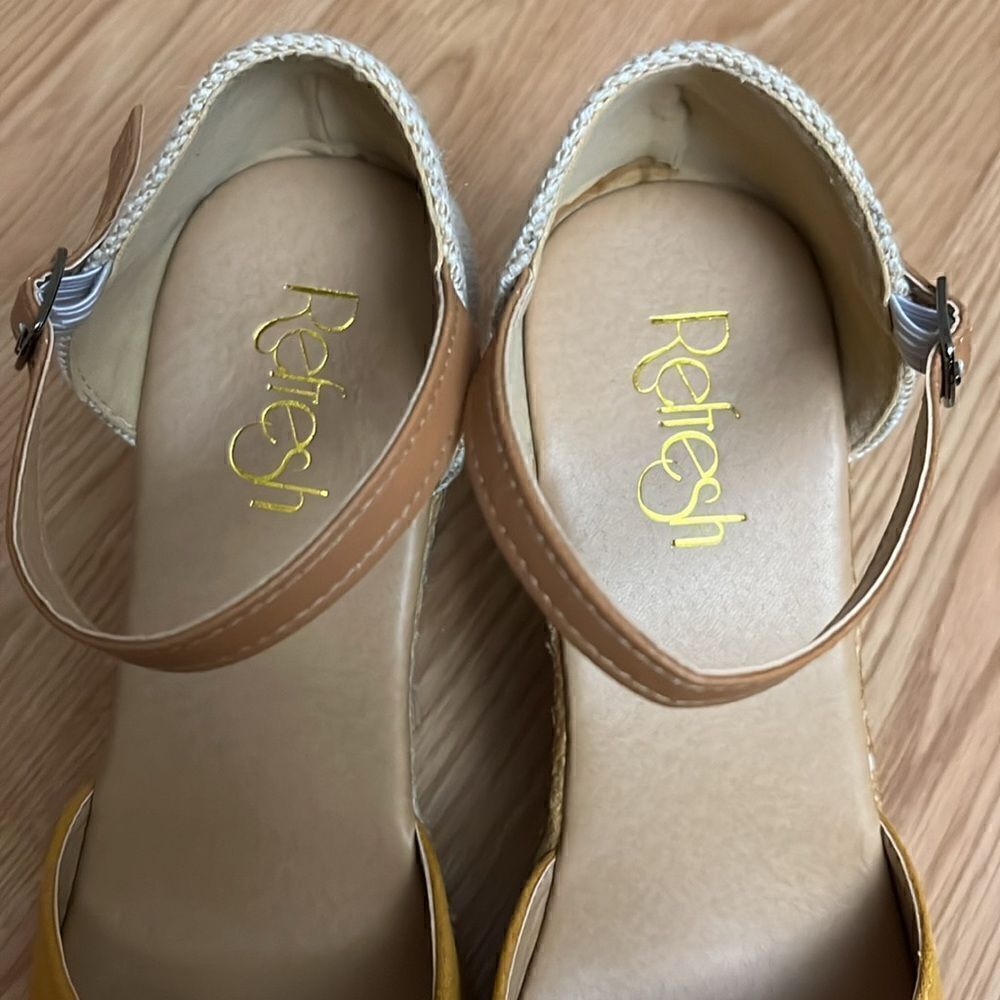 MADE IN SPAIN WOMEN’S SIZE 9 SUEDE CLOSED TOE ESPADRILLE SANDALS - Picture 5 of 7